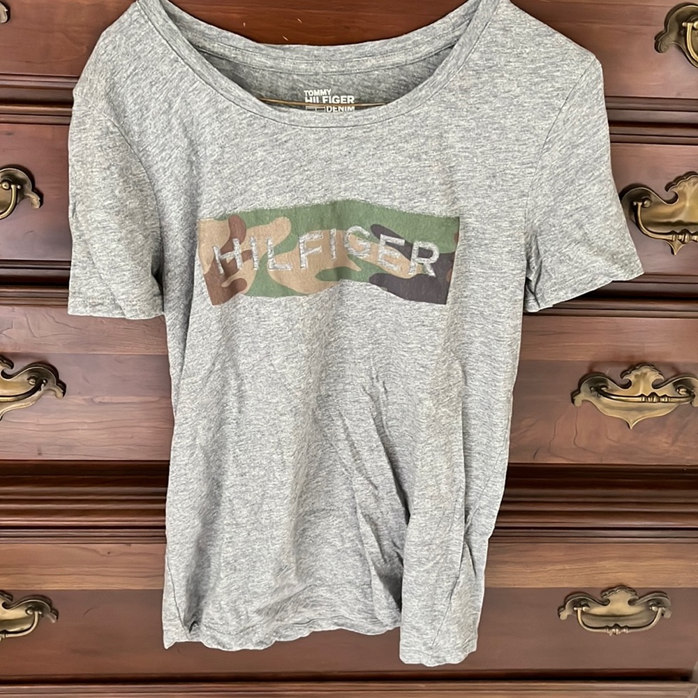 Tommy Hilfiger Women’s Tee